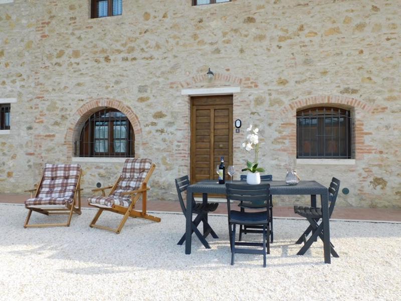 Casa Vacanze Senesi San Gimignano Buitenkant foto